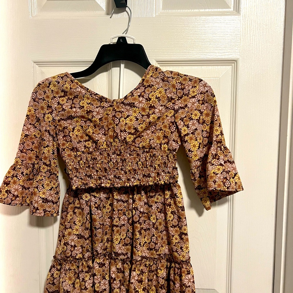 Japna Girls Floral V-Neck Top and Skirt. Great for Summer!